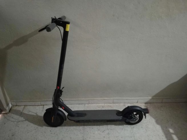 Trottinette-electrique-Xiaomi-Mi-1S-A-vendre-Manouba-980-DT