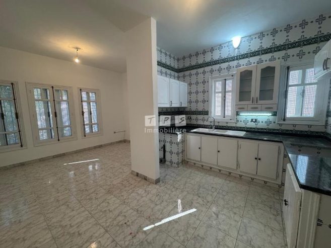 Villa S+4 à Louer à Jinen Hammamet – 3500 DT/mois