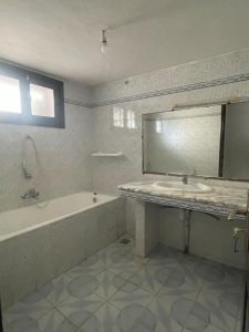 Villa S+4 à Louer à Slimane Kahia – Manouba – 1200 DT