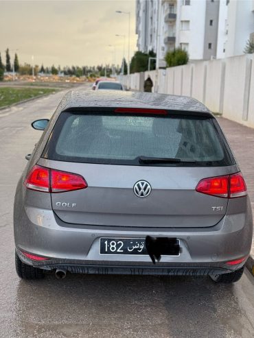 Volkswagen Golf 7 2015 Essence – El Mourouj – 47 000 DT