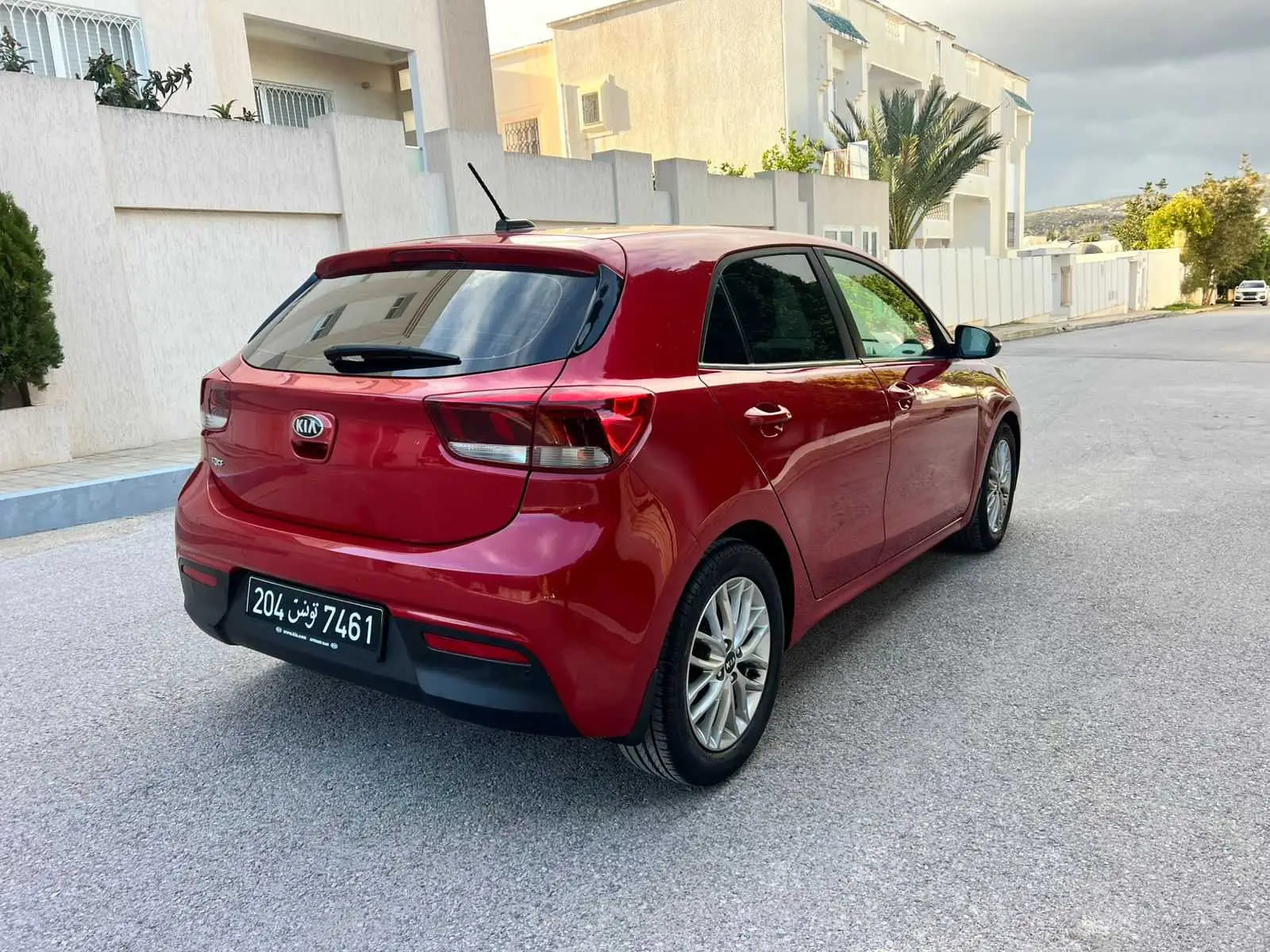 A-Vendre-Kia-Rio-2018-Essence-Toutes-Options-Prix-48500-DT-Menzel-Bourguiba-4