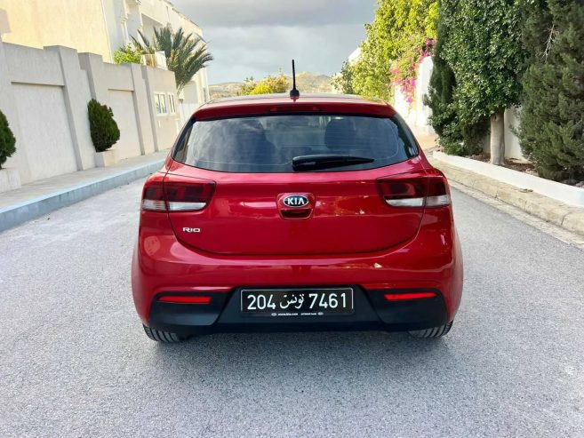 A-Vendre-Kia-Rio-2018-Essence-Toutes-Options-Prix-48500-DT-Menzel-Bourguiba-5