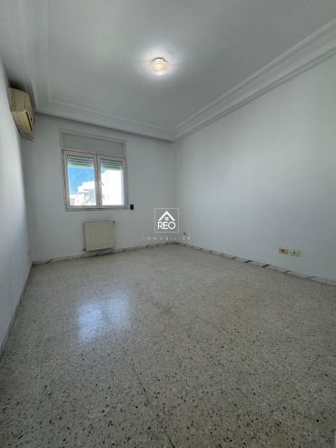 Appartement-S2-a-Louer-a-LAouina-Tunis-Location-Luxe-1100-DT-3