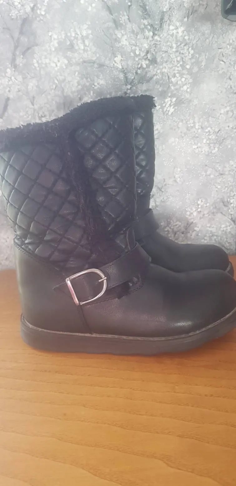 Bottes-Fille-Cuir-Noir-Pointure-29.5-Riadh-El-Andalous-20-DT-1