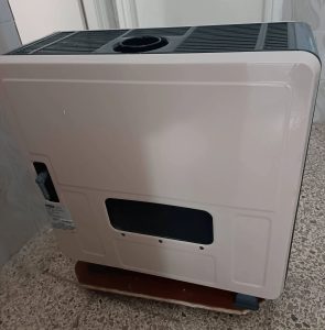 🔥 Chauffage Gaz Naturel DeLonghi 12.8 KW à Vendre El Mourouj – Prix 280 DT – État Parfait