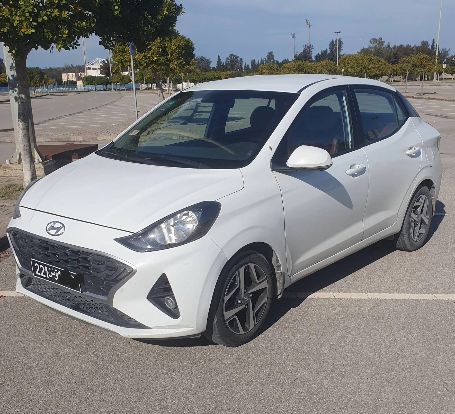 Hyundai-Grand-i10-2021-a-Vendre-Rades-36000-DT-Essence-Full-Options