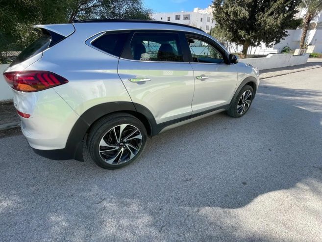 Hyundai-Tucson-GDI-1.6-L-95-000-Km-Toutes-Options-2021-Premiere-Main-88-000-DT-1