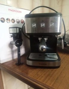 Machine à Café Expresso Thomson 15 Bar – 850W – El Manar – 220 DT