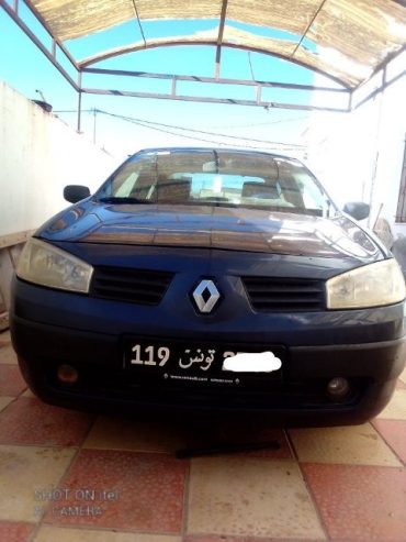 Renault-Megane-2005-Essence-Tunis-Toutes-Options-23-990-DT-Negociable-1