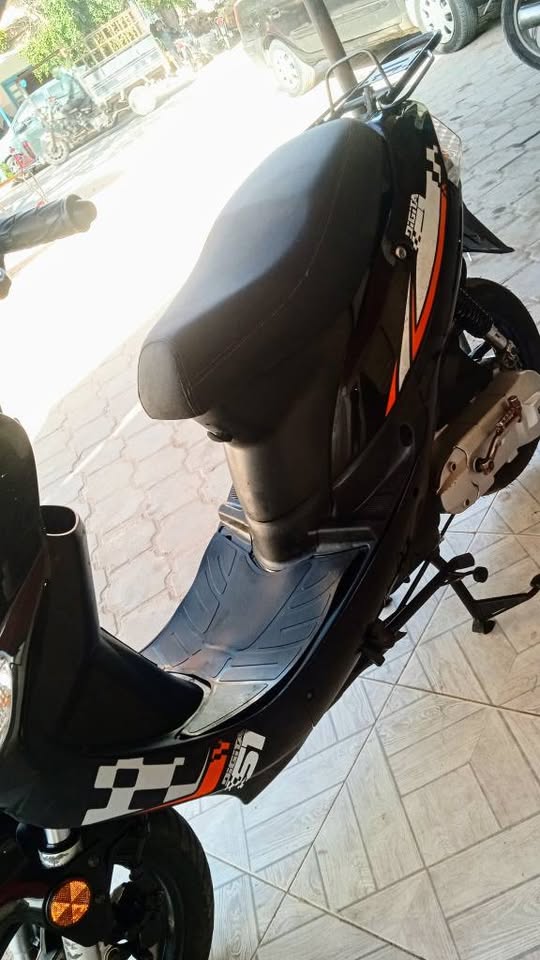 Scooter-Digita-49cc-Noir-a-vendre-a-Gabes-–-Prix-2000-TND-2