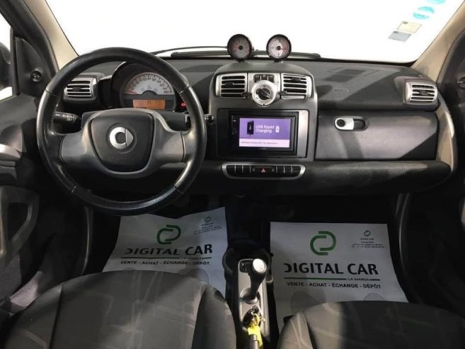 Smart-Fortwo-Occasion-BVA-Toit-Panoramique-2010-26800-DT-La-Marsa-9