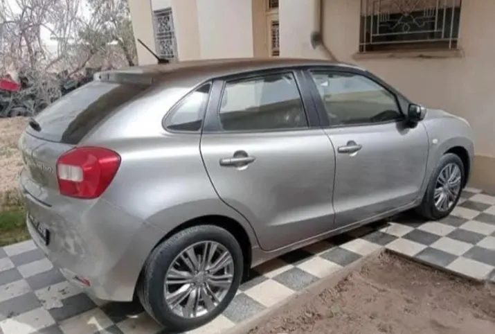 Suzuki-Baleno-2018-–-40-000-Km-–-Boite-Manuelle-5-CV-–-41-000-DT-–-Sfax-–-Tel-25-504-484-2