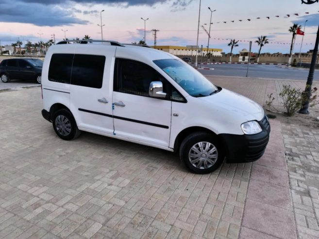 VW-Caddy-2008-Moteur-Neuf-40-000-km-Kairouan-22-000-DT-Negocible-4