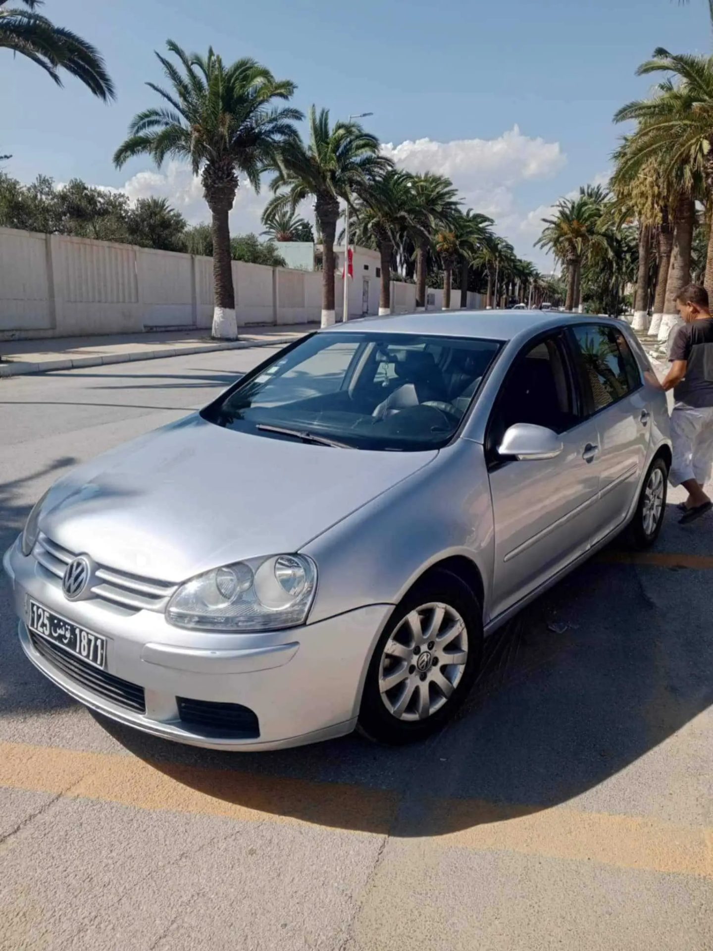 VW-Golf-5-TDI-2006-a-Vendre-295-000-Km-Diesel-26-500-DT-Negociable-Nabeul