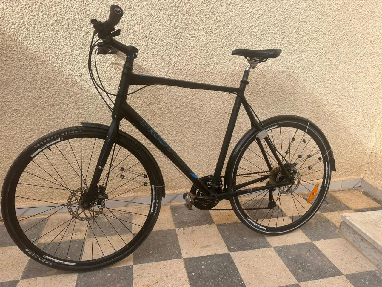 Velo-de-Ville-Trek-FX-Excellent-Etat-Shaloul-750-DT