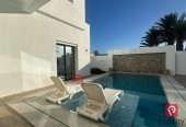 VILLA AVEC PISCINE À MEZRAYA DJERBA ZA - RÉF V620