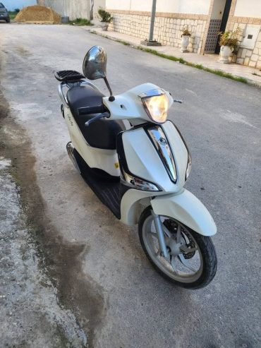 Annonce-vente-scooter-Tunisie-prix-3500-dinars