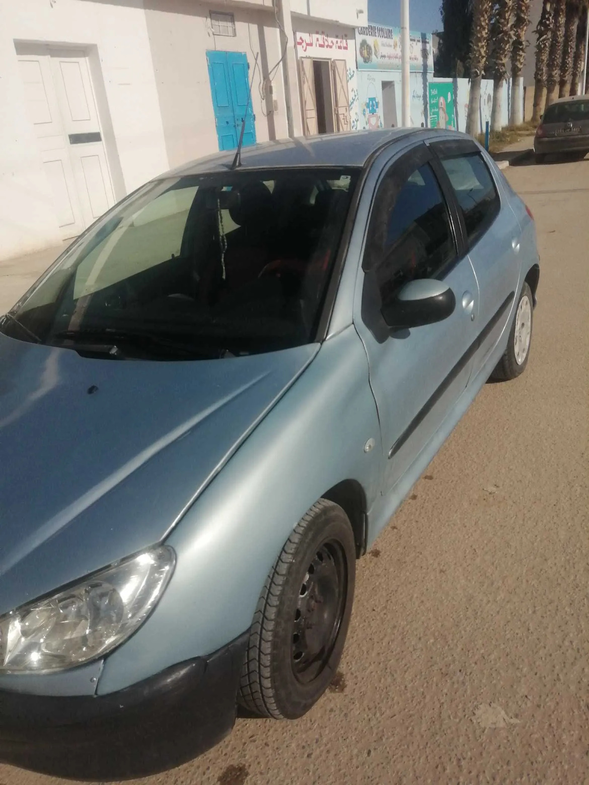 Annonce-voiture-Peugeot-206-2005-pas-chere-en-Tunisie