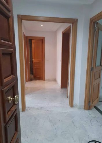 Appartement-S3-haut-standing-a-louer-a-La-Soukra