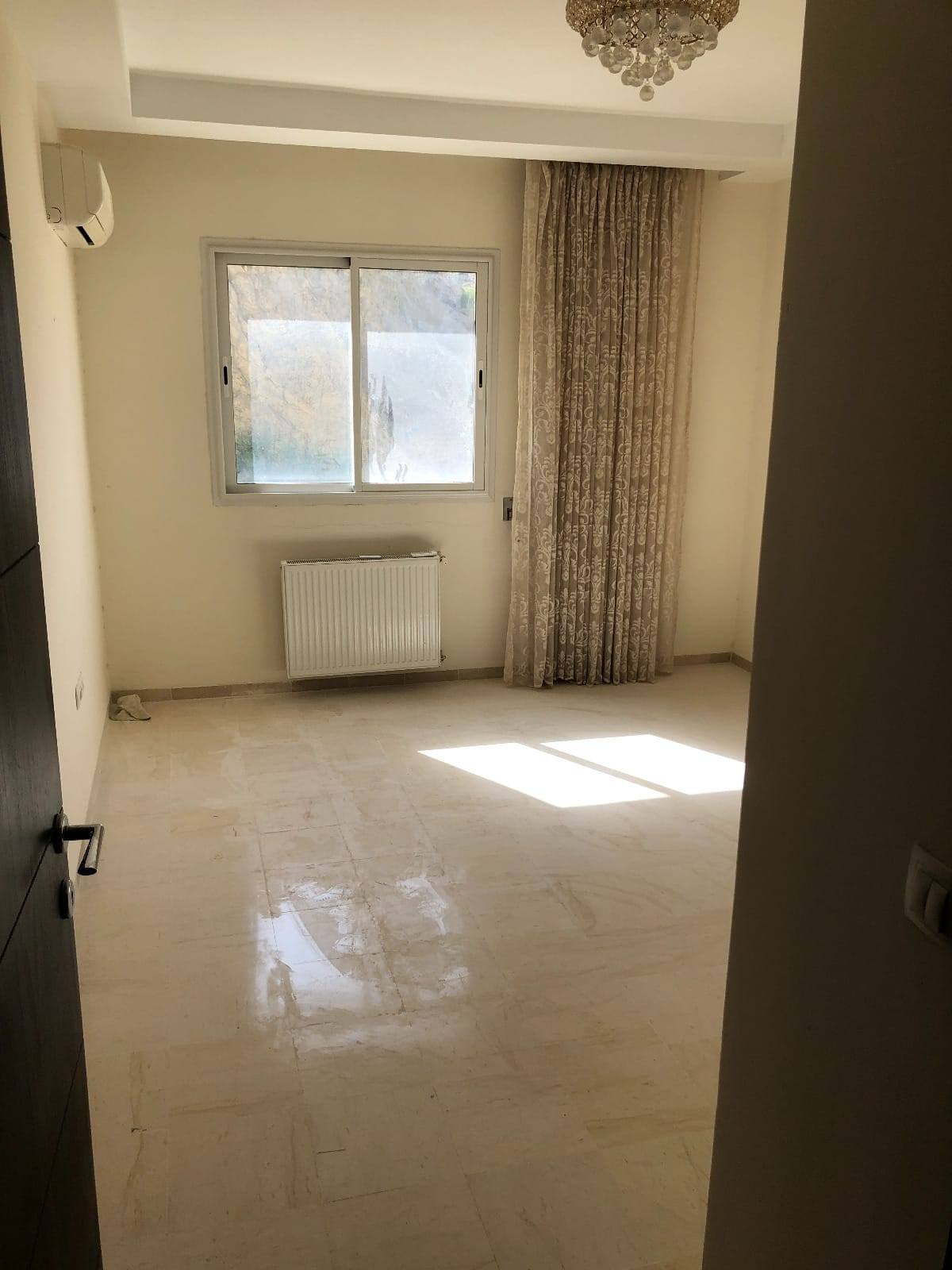 Chambre-appartement-haut-standing-securisee-a-Riadh-El-Andalous-Appartement-S3-132m²