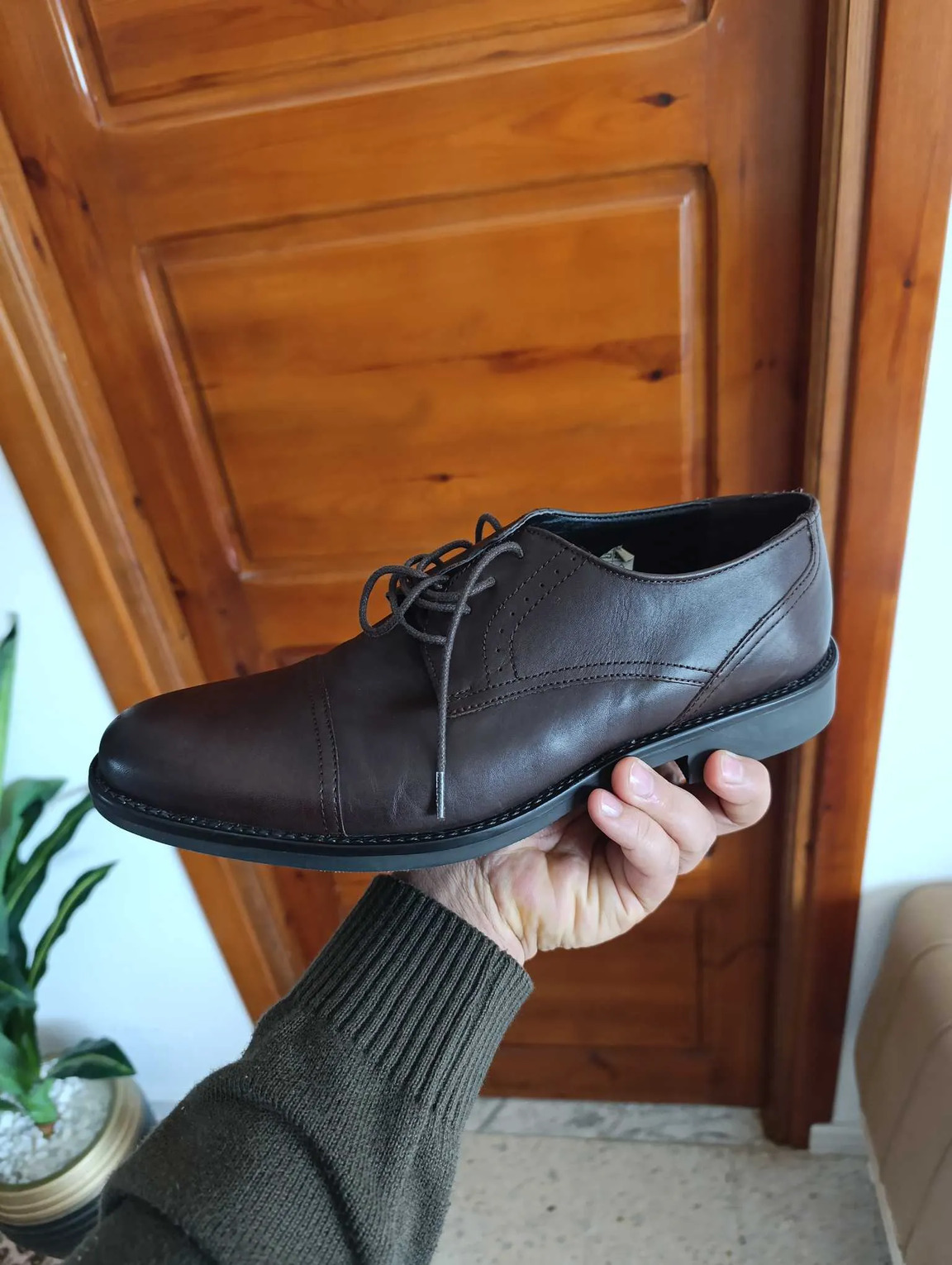 Chaussures-homme-elegantes-pour-un-look-chic-et-raffine