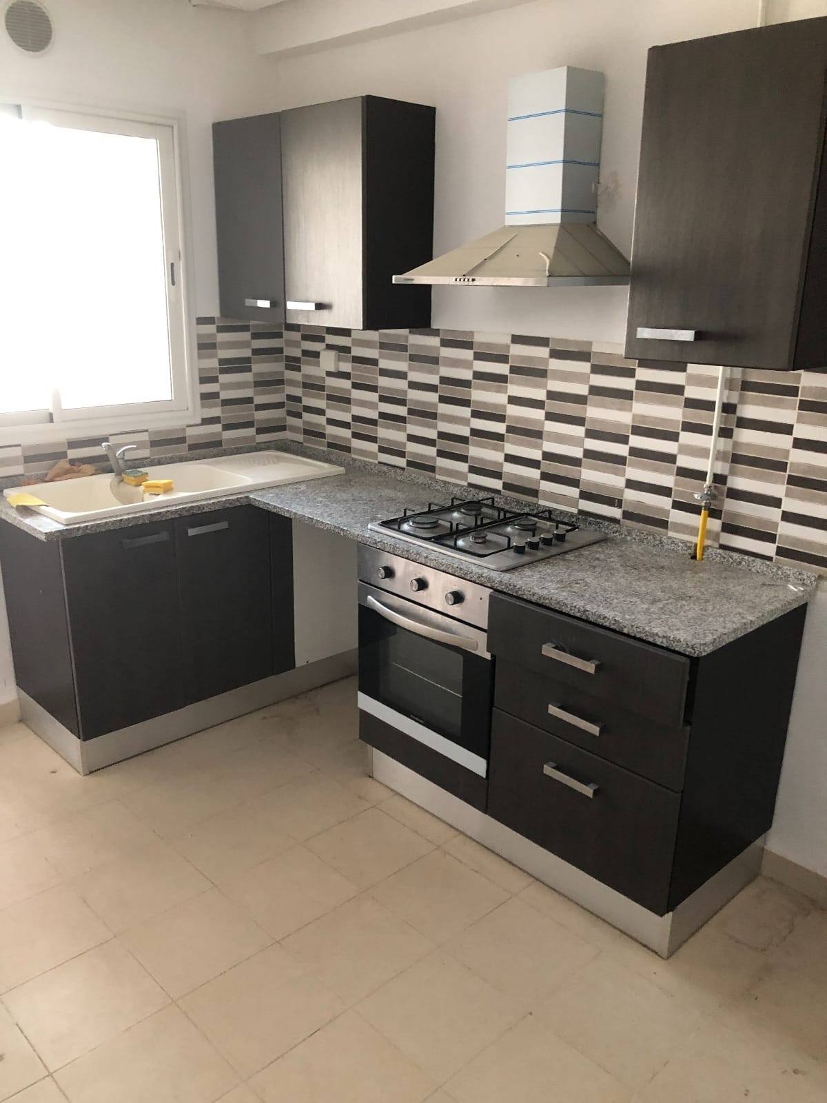 Cuisine-equipee-haut-de-gamme-Appartement-S3-Riadh-El-Andalous