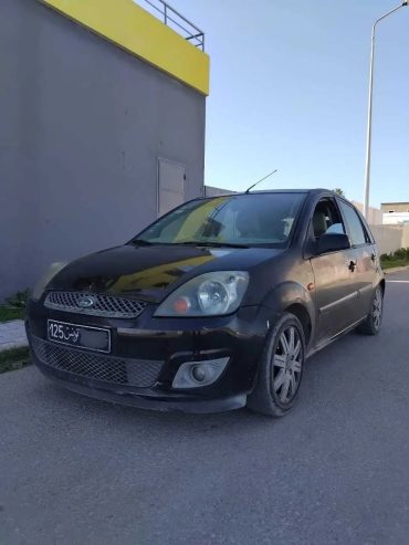 Ford-Fiesta-Ghia-2007-en-excellent-etat-a-vendre-a-Soliman