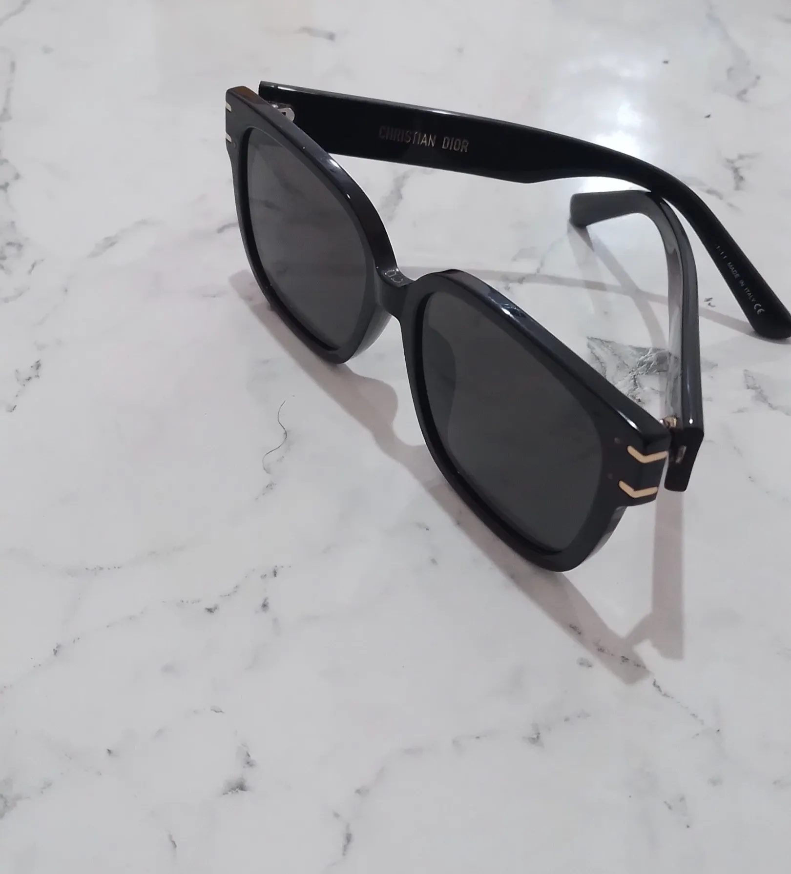 Lunettes-Dior-femme-luxe-presque-neuves-a-vendre-280-DT