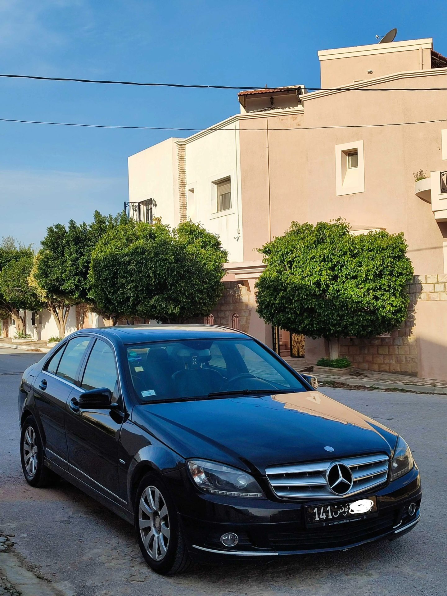 Mercedes-C180-Kompressor-a-vendre-a-Ezzahra-en-tres-bon-etat