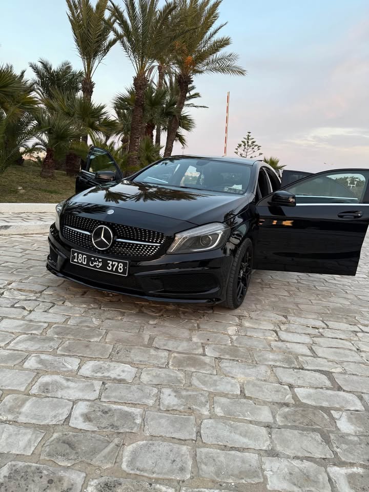 Mercedes-Classe-A-180-AMG-Pack-Night-en-vente-a-Mornag