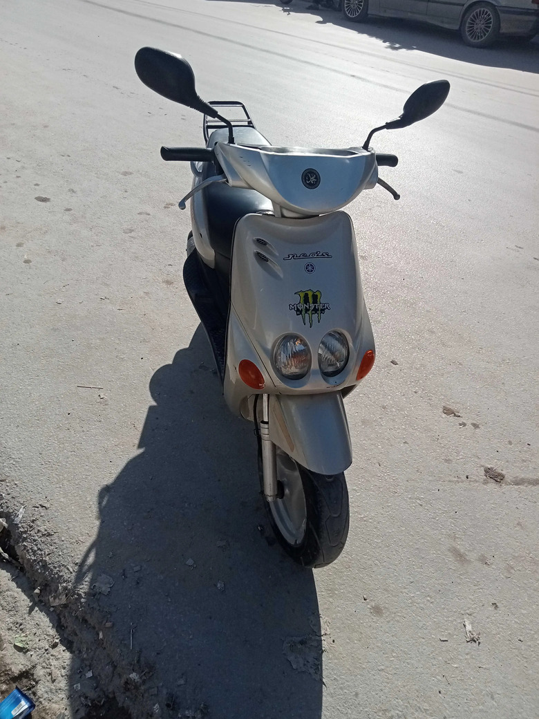 Moto-Yamaha-Ovetto-2004-a-Manouba-offre-exceptionnelle-a-3700-dinars