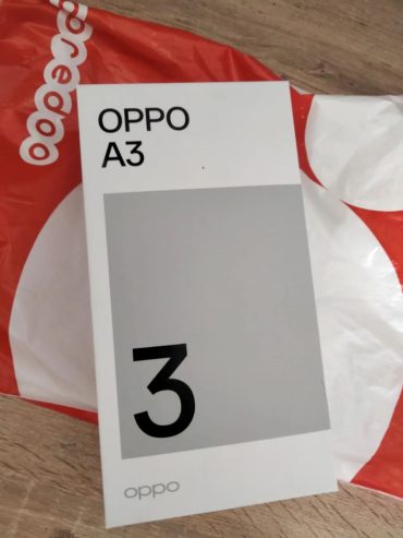 OPPO-A3-neuf-avec-accessoires-complet