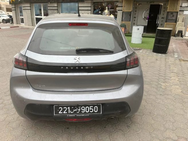 Peugeot-208-Essence-2021-en-vente-a-Sfax