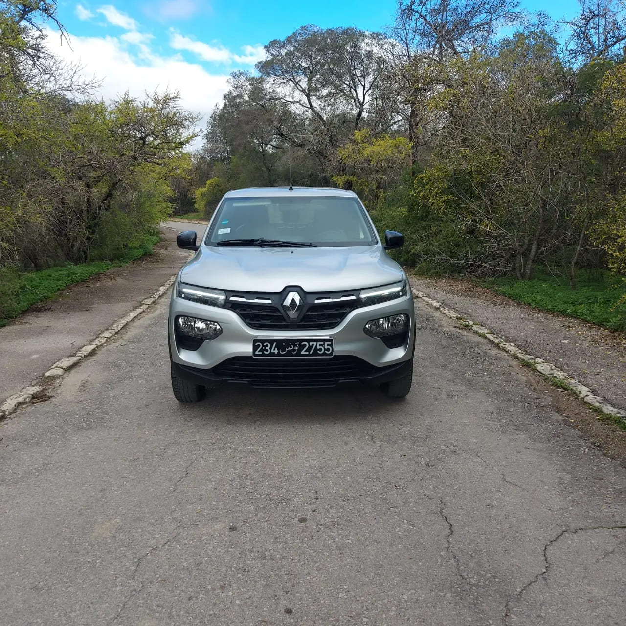 Renault-Kwid-2023-a-vendre-Tunisie-–-Occasion-presque-neuve