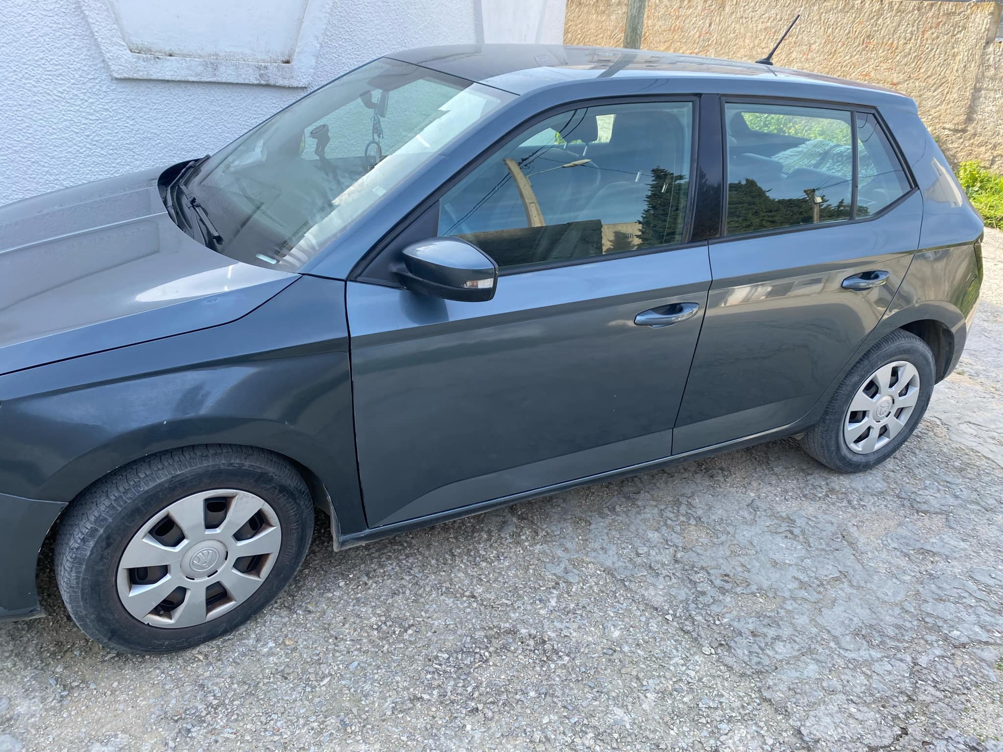 Skoda-Fabia-2020-Essence-en-excellent-etat-a-vendre-a-Bizerte