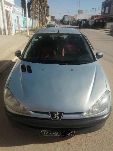 Voiture-doccasion-Peugeot-206-en-excellent-etat