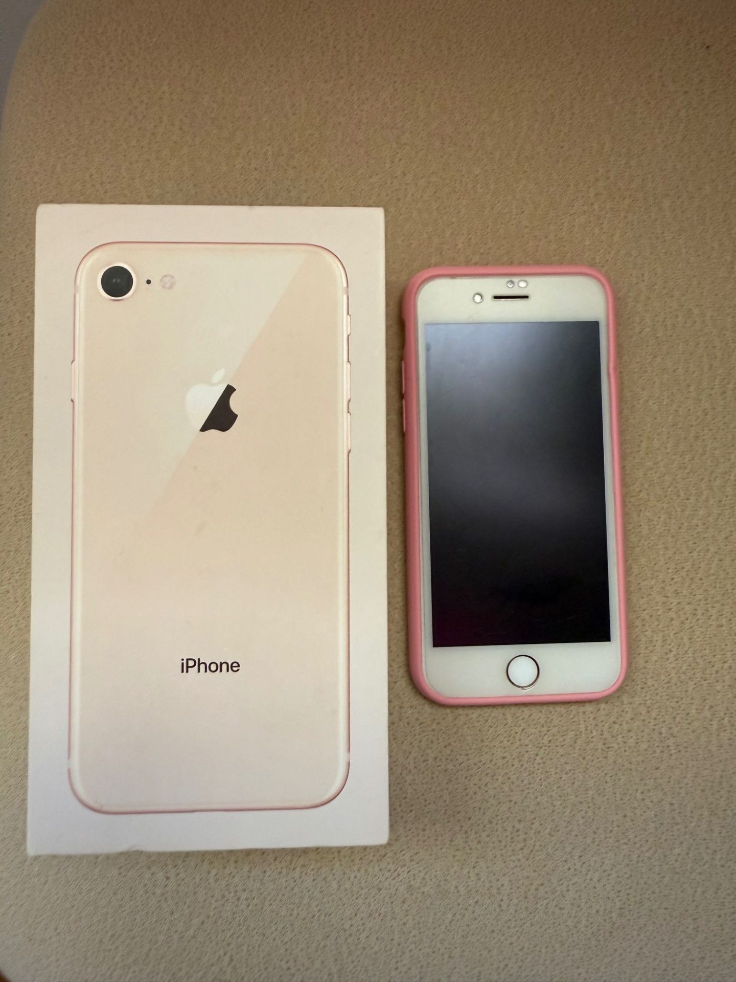 iPhone-8-Gold-64Go-a-vendre-en-Tunisie-prix-pas-cher