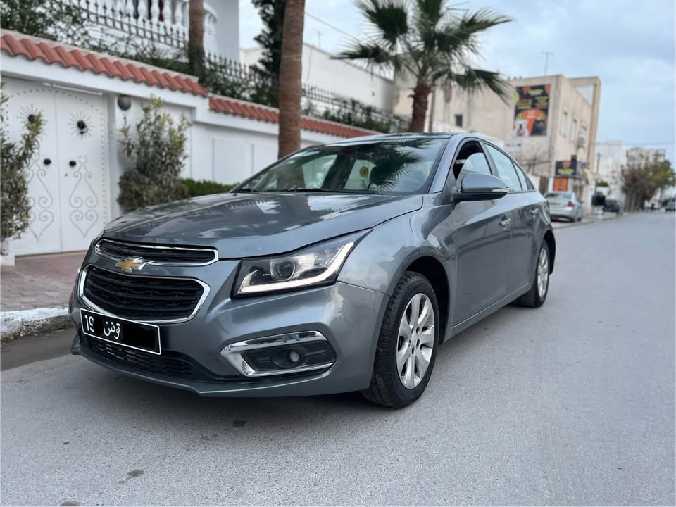 Annonce-Chevrolet-Cruze-automatique-en-excellent-etat-a-Ariana