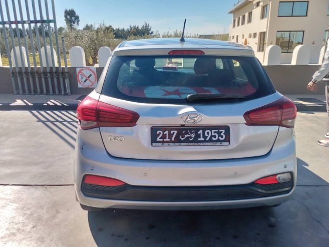 Annonce-Hyundai-i20-a-vendre-tres-bon-etat-et-bien-entretenue