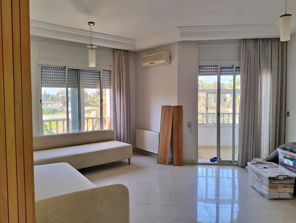 Appartement-S2-a-louer-a-La-Soukra-dans-une-residence-securisee