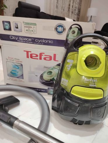 Aspirateur-Tefal-peu-utilise-en-bon-etat