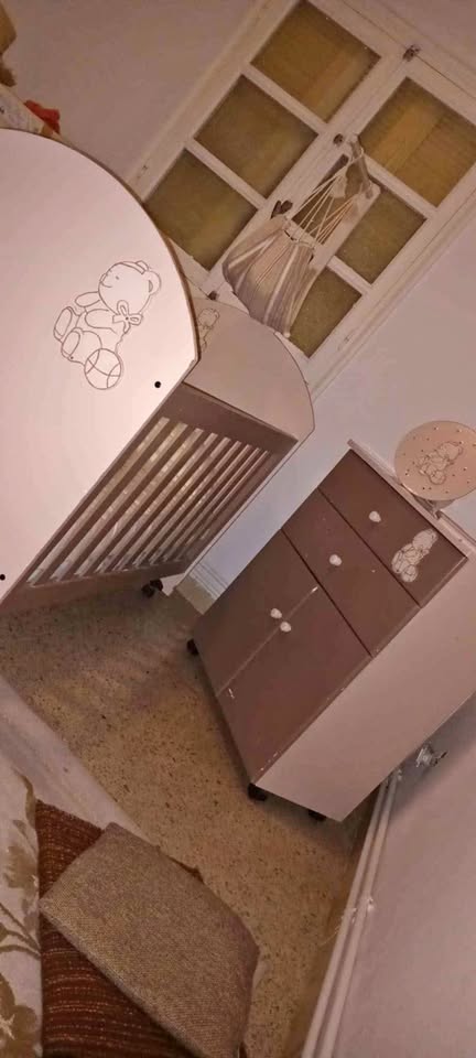 Chambre-bebe-bois-MDF-stratifie-a-vendre-a-Tunis