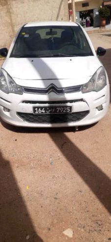 Citroen-C3-2013-equipee-de-la-climatisation-et-du-regulateur-de-vitesse
