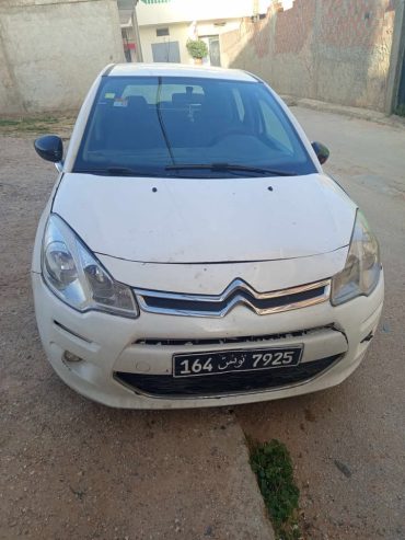 Exterieur-Citroen-C3-2013-avec-feux-antibrouillard-et-retroviseurs-electriques