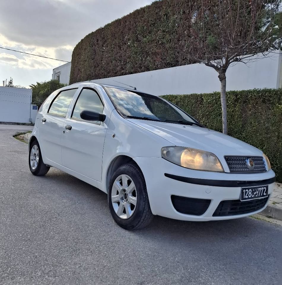 Fiat-Punto-3-blanche-2007-a-vendre-en-Tunisie