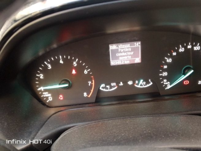 Ford-Fiesta-2019-Essence-92348-Km-a-vendre-en-Tunisie