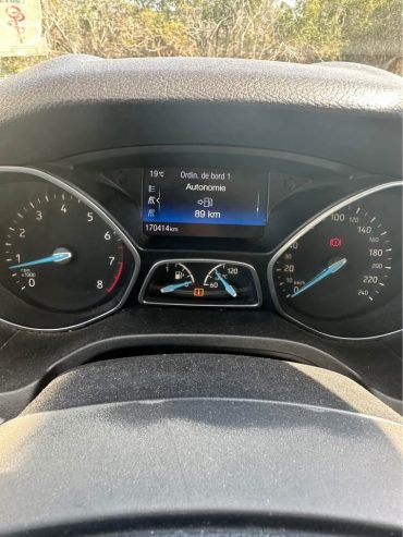 Ford-Focus-EcoBoost-89000-Km-a-vendre-en-tunisie