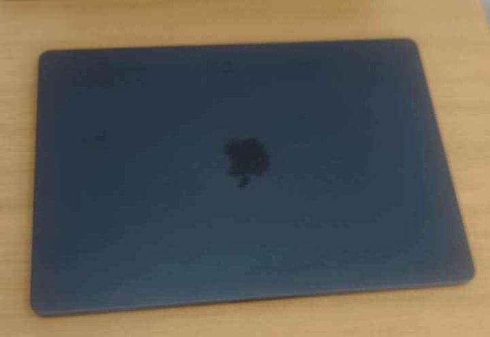 MacBook-Pro-2023-ecran-Retina-et-puce-M3-Pro-a-vendre