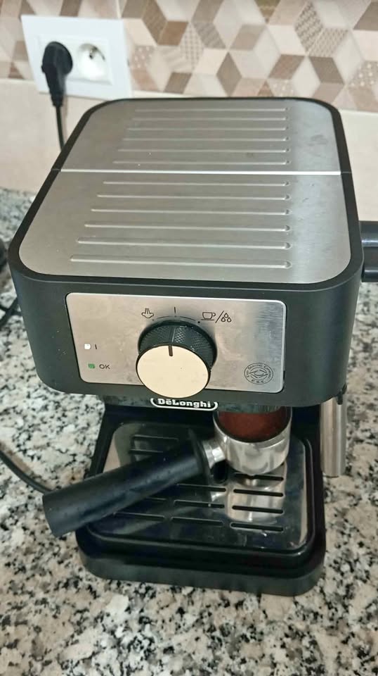 Machine-a-cafe-Delonghi-Stilosa-en-vente-a-Sfax