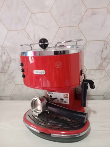 Machine-a-cafe-avec-reservoir-1.4L-et-chauffe-tasse